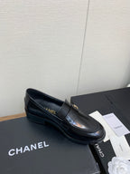 CC Moccasins 25mm Glossy Black Lambskin