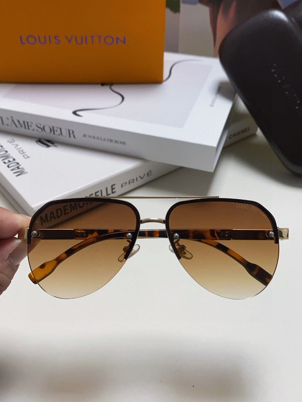 PILOT SUNGLASSES 582591 IN HAVANA METAL BROWN SMOKE LENSES