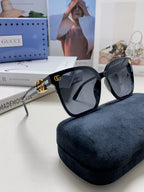 EMBOSSED LOGO BUTTERFLY FRAME SUNGLASSES 576876 IN ACETATE