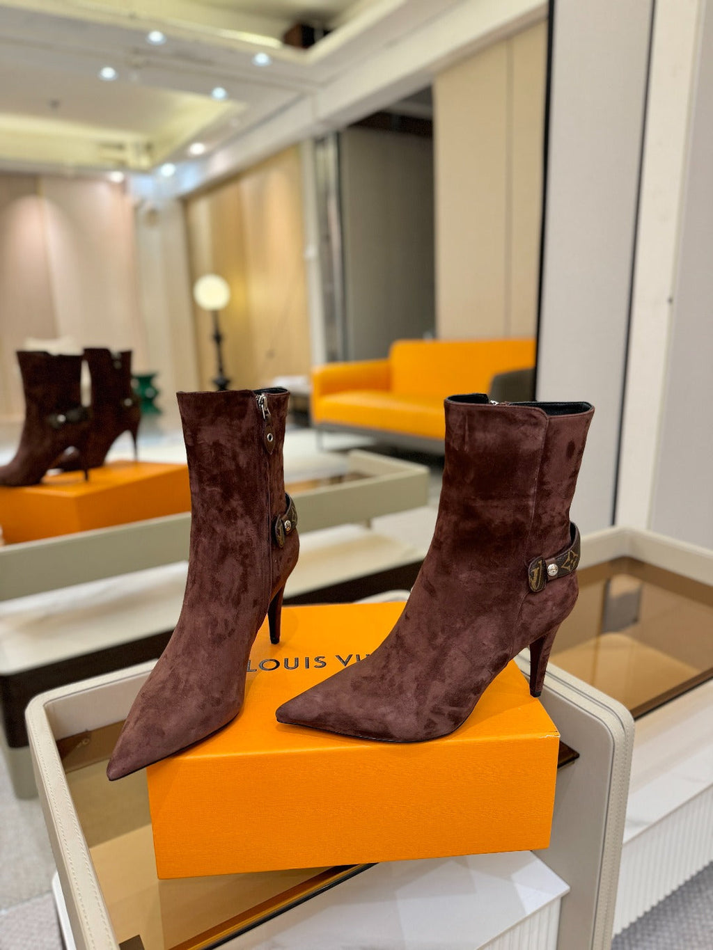 LV 25 Runway Ankle Boots 90 Taupe Suede 573866