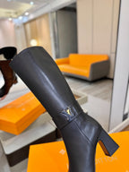 LV 25 Long Boots 75 Black Sheepskin 573740
