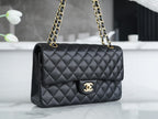 CLASSIC FLAP 25 BLACK LAMBSKIN GOLD HARDWARE