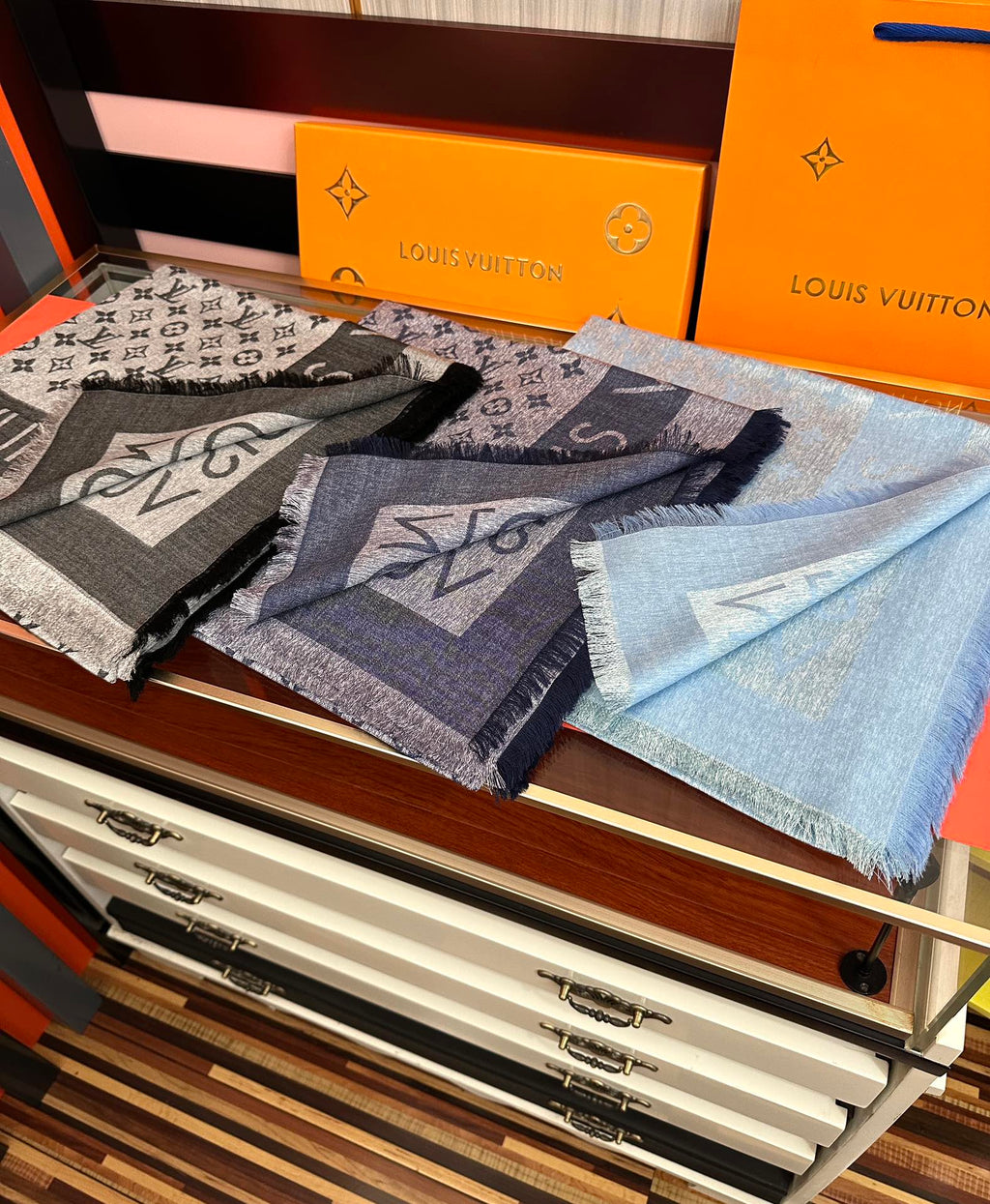 LV  Long Scarf 140cm Black Gray Cashmere 967310