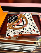 LV Scarf 140cm Black White Brown Silk Cashmere 968685