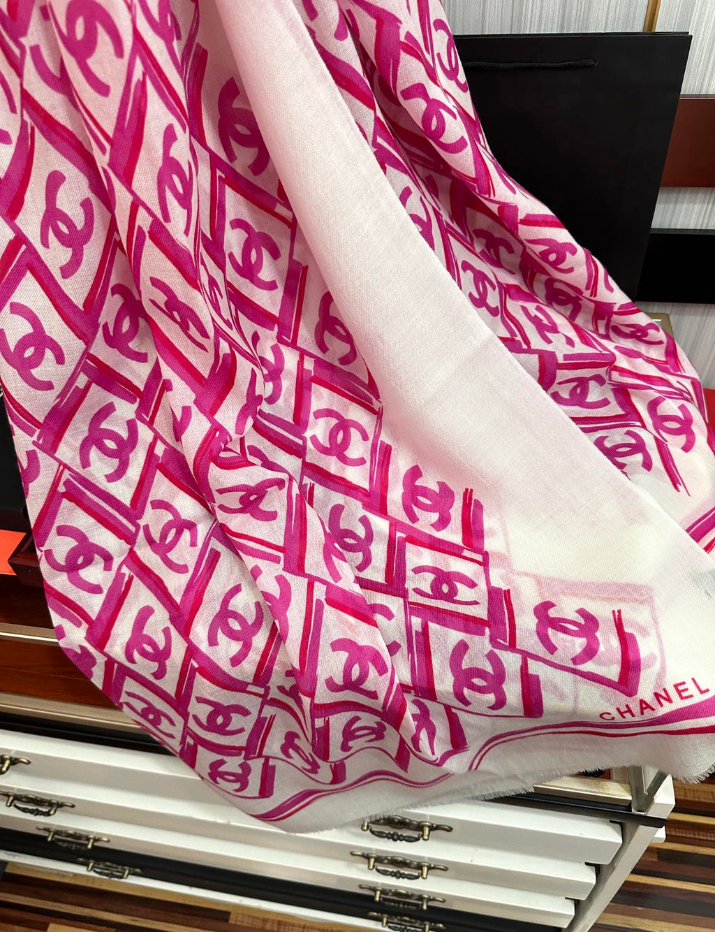 LV Latest Style 200cm White Pink Cashmere 970873