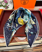 HM 25s Major Scarf 90cm Blue Yellow Cashmere 972936