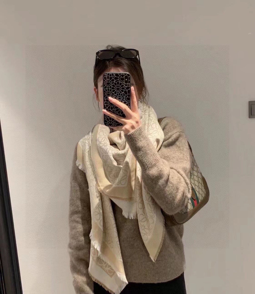 Loewe Scarf 140CM Beige Cashmere 100113