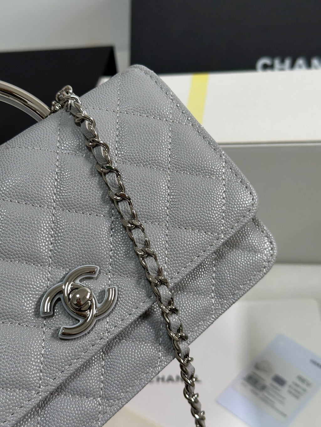 CC 25P Wallet Woc Handle 19cm Light Gray Leather Silver Hardware 243454