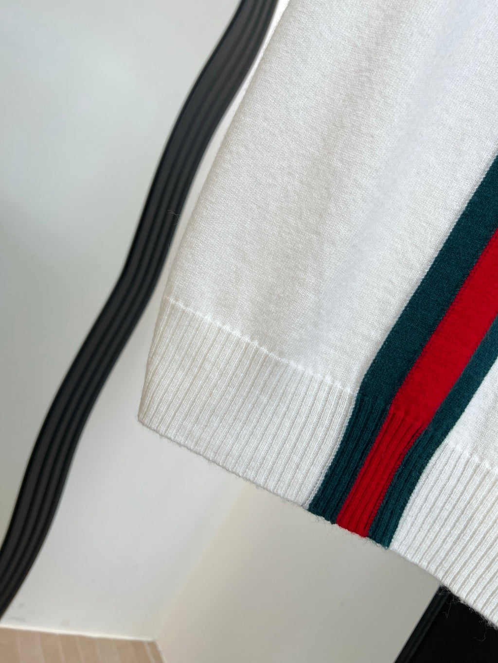 GUCCI 26S SLEEVELESS SWEATER 80