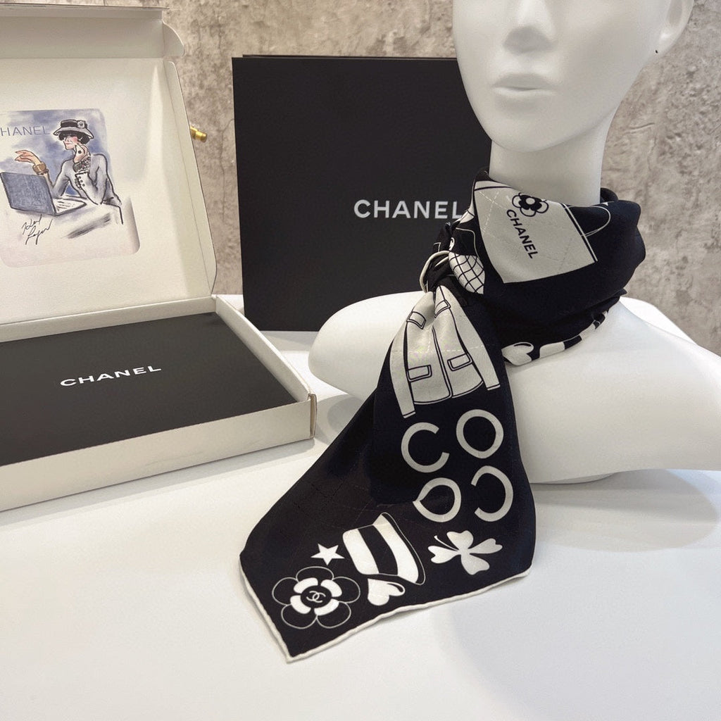 CC Square Scarf 90 CM In Black Mix White Silk 288715