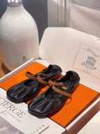 HM Jolly Ballet Flat In Black Lambskin 100081