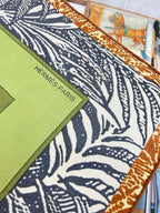 Cavalier en Formes shawl 140 CM In Colorful Cashmere And Silk 227893
