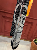 CC Scarf 200 CM In Black With White Logo Cashmere 363601