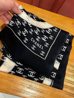 CC Scarf 200 CM In Black With White Logo Cashmere 363601