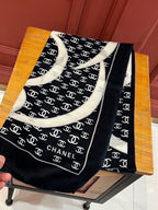 CC Scarf 200 CM In Black With White Logo Cashmere 363601