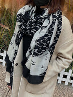 CC Scarf 200 CM In Black With White Logo Cashmere 363601