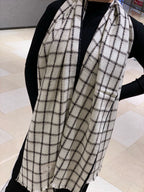 CC Scarf 200 CM In White With Black Plaid Cashmere 416803