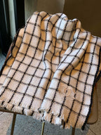 CC Scarf 200 CM In White With Black Plaid Cashmere 416803