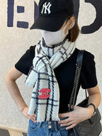 CC Scarf 190 CM In White With Black Stripes Wool  420038