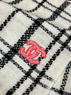 CC Scarf 190 CM In White With Black Stripes Wool  420038