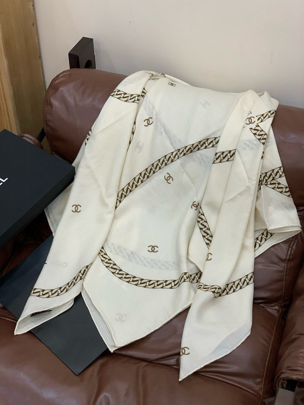 CC 25 Scarf 140cm White Cashmere 293264