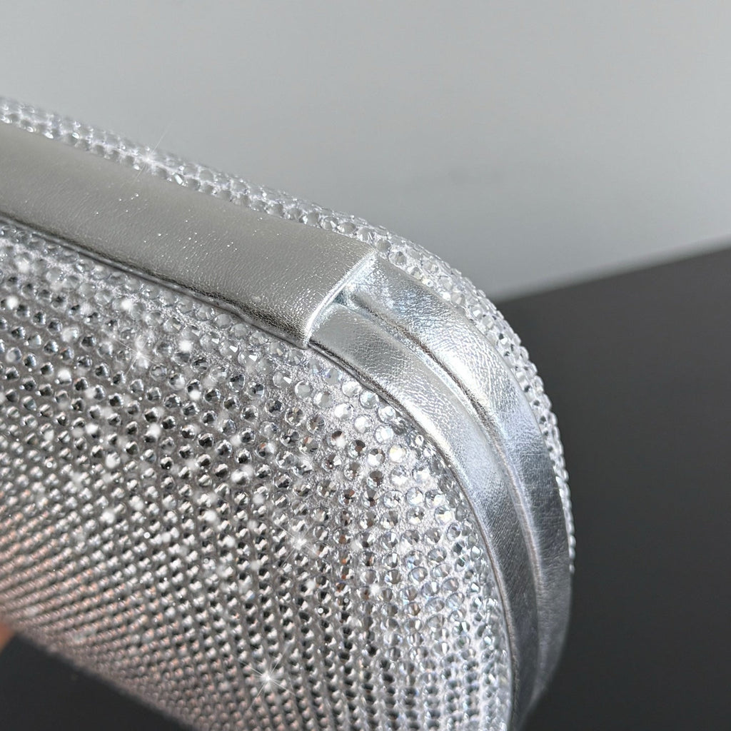 Bottega Veneta 2026 Knot Embellished Clutch 19cm Silver Crystal Leather Minaudière