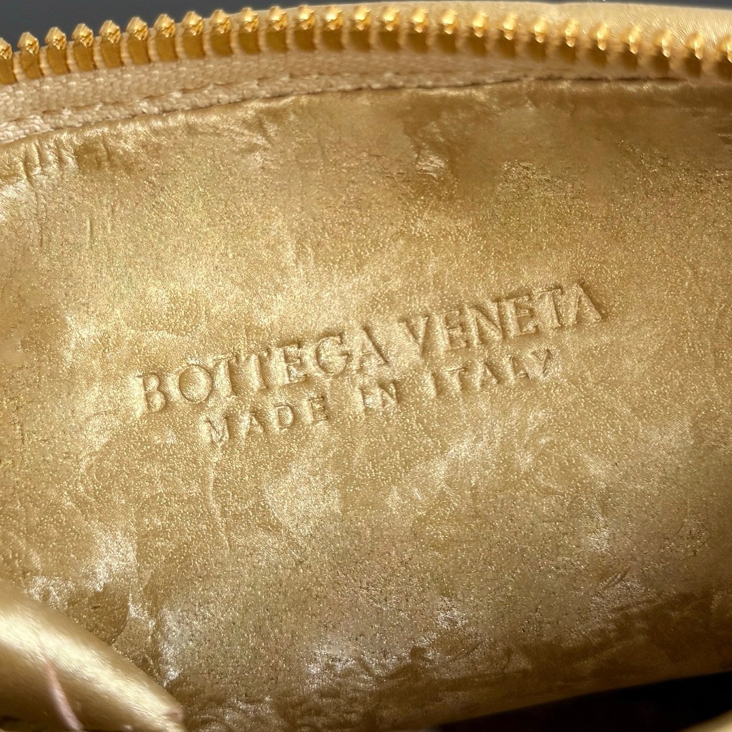 Bottega Veneta 2026 Jodie Bag 23cm Gold Lambskin 137032