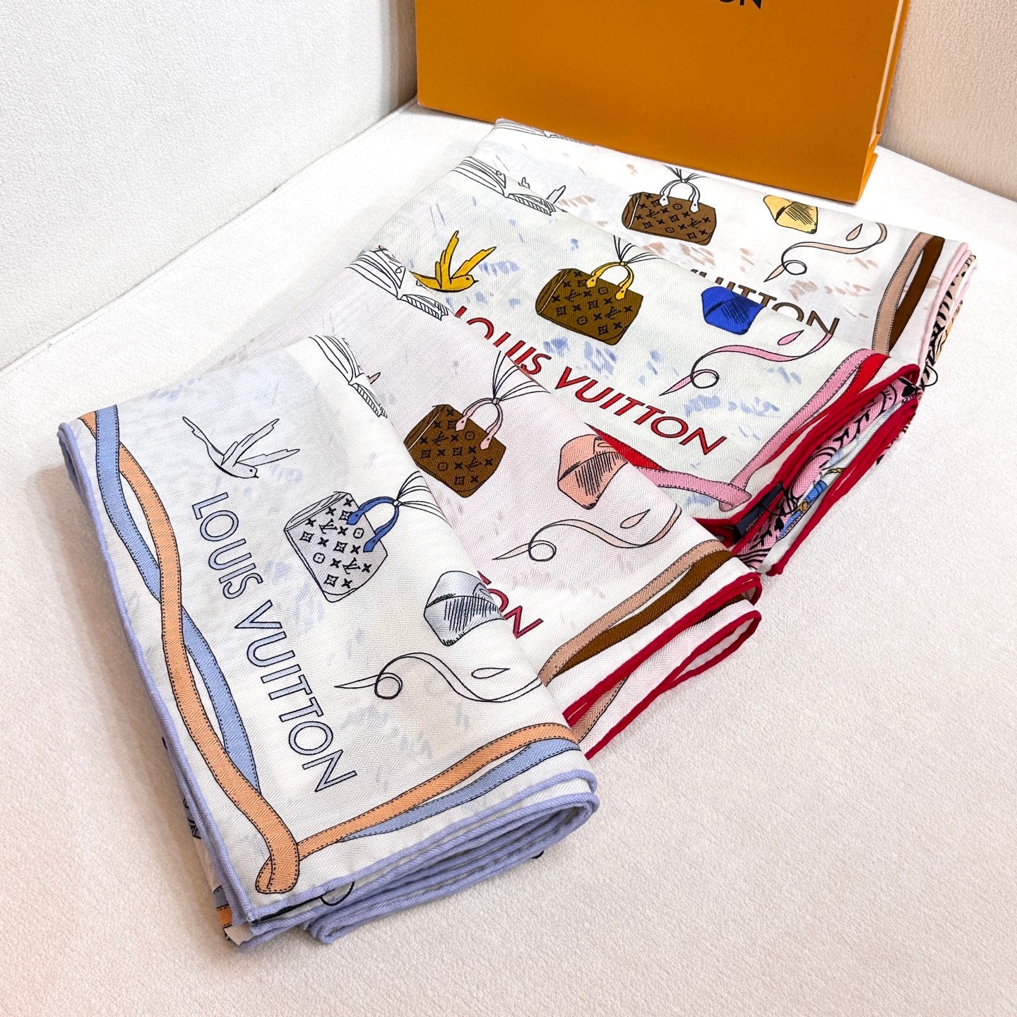 LV urkish Hot Air Balloon Scarf 140cm Blue Colorful Cashmere 971100