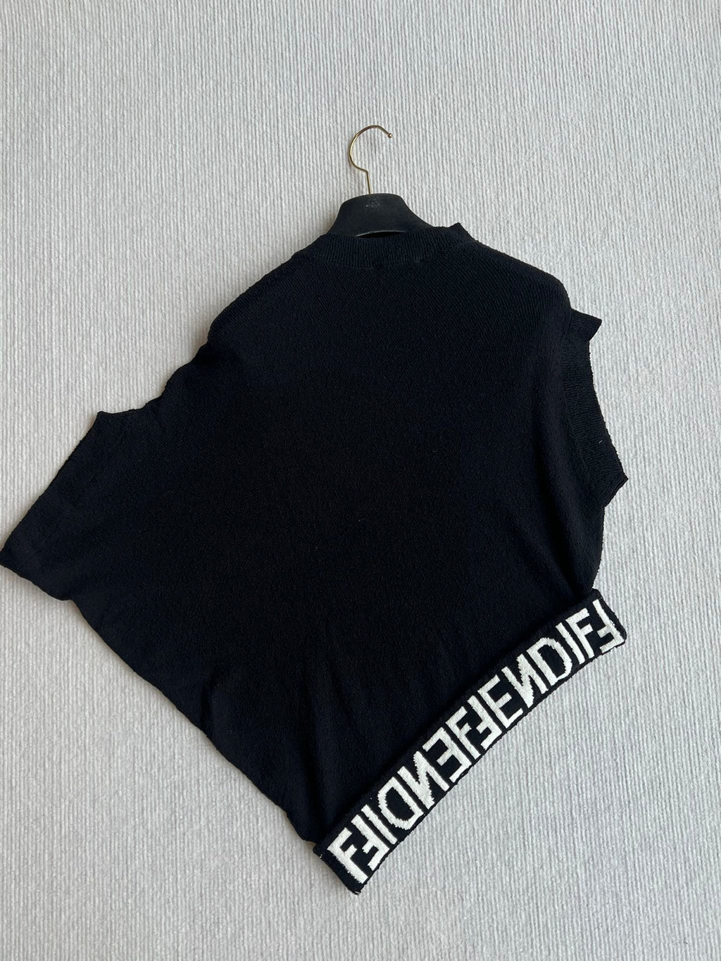 Fendi 25 Asymmetric Hem Cape-sleeved Crewneck Jumper Black Viscose