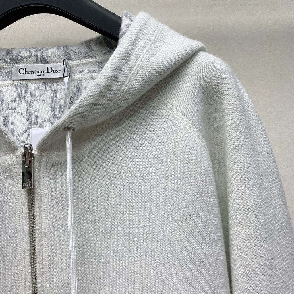CD 25 Double-Sided Knitted Hooded Jacket 293319