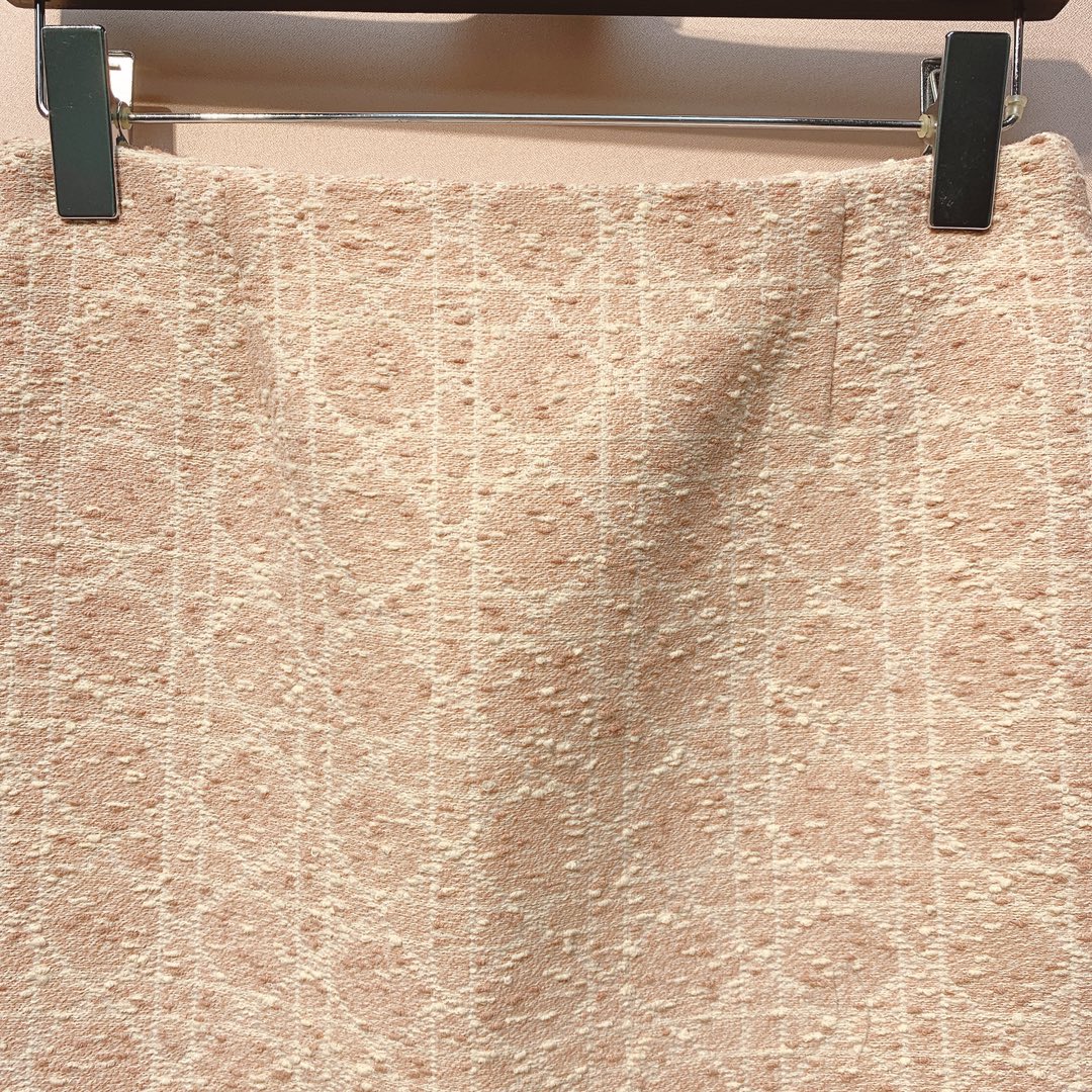 CD 25 Beige Diamond Pattern Dress Set 296152