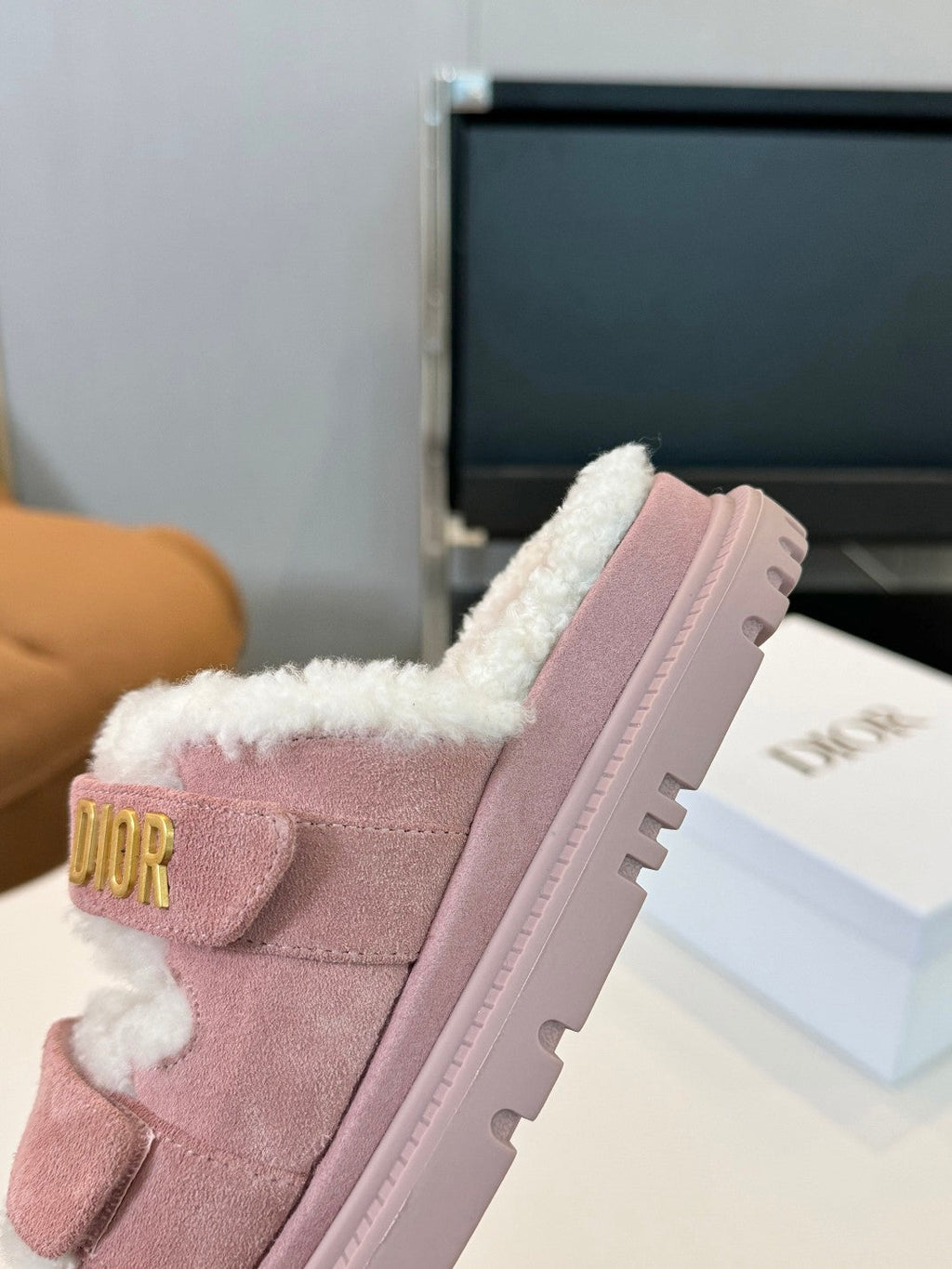 CD Dioract Slide Pink Suede And Fleece Lining