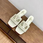 Vlogo Cut-Out 60 Sandal Ivory Calfskin