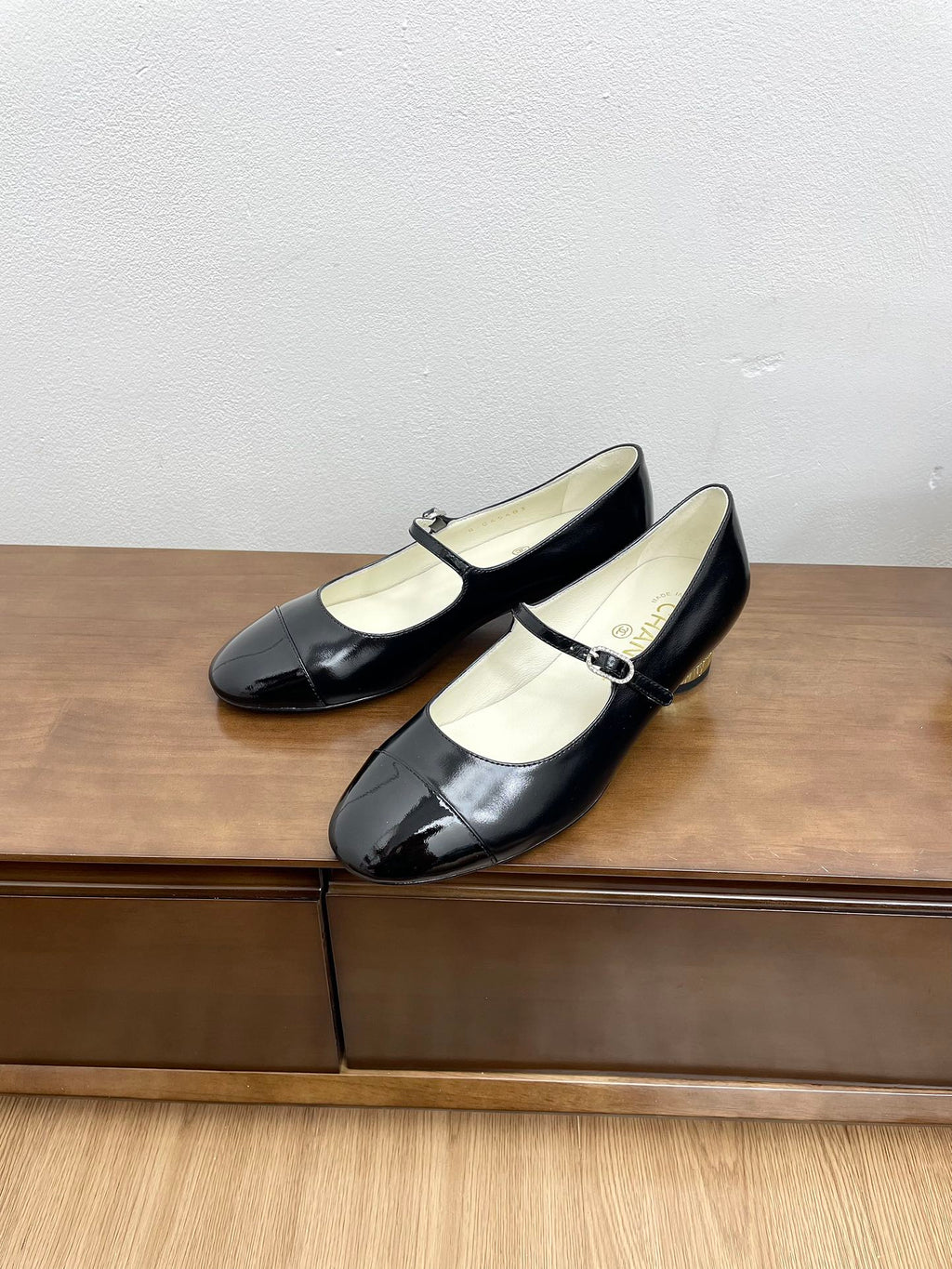 CC Mary Jane Black Cowhide