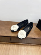 CC Ballet Flats Black With Camellia White Suede