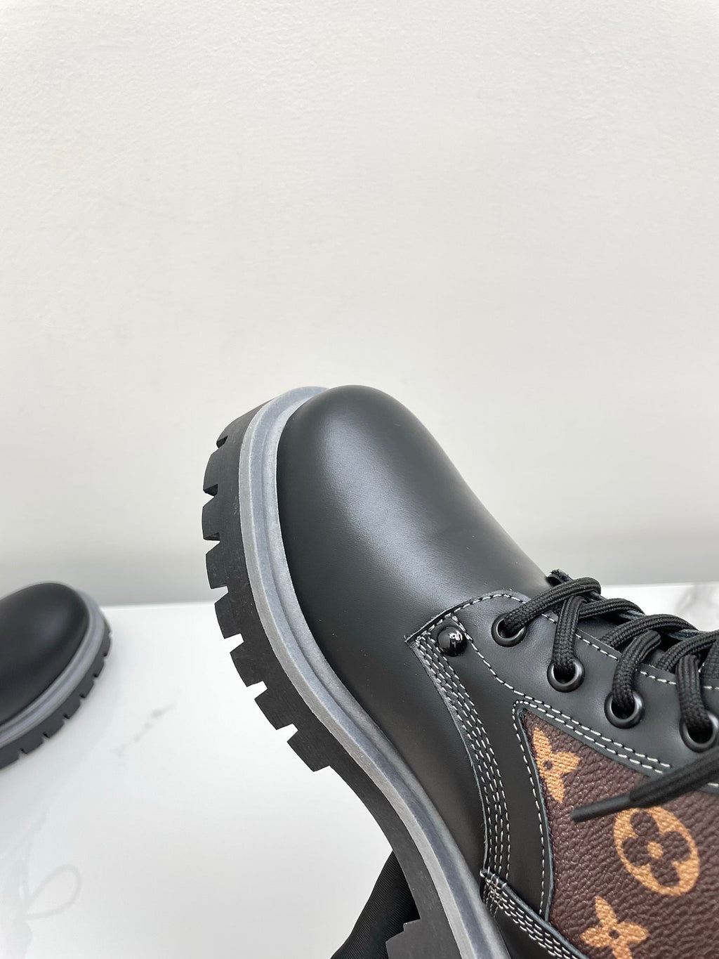LV 25  Ankle Boots Black Brown Monogram Cowhide 576225