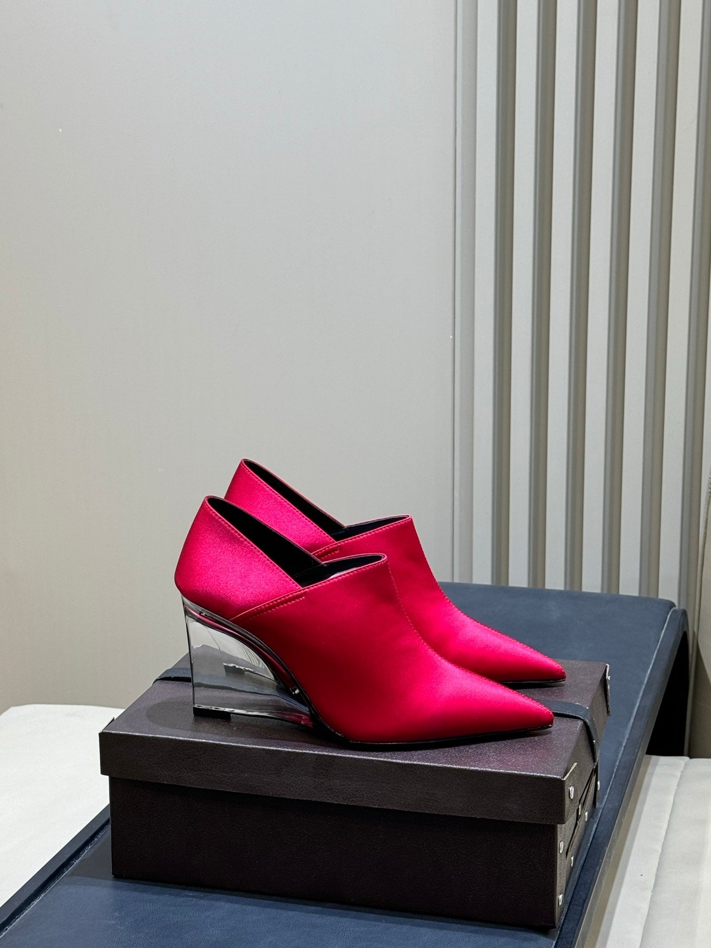 Alaia 26  Pointed-Toe High Heels 70 Red Genuine Leather 621723