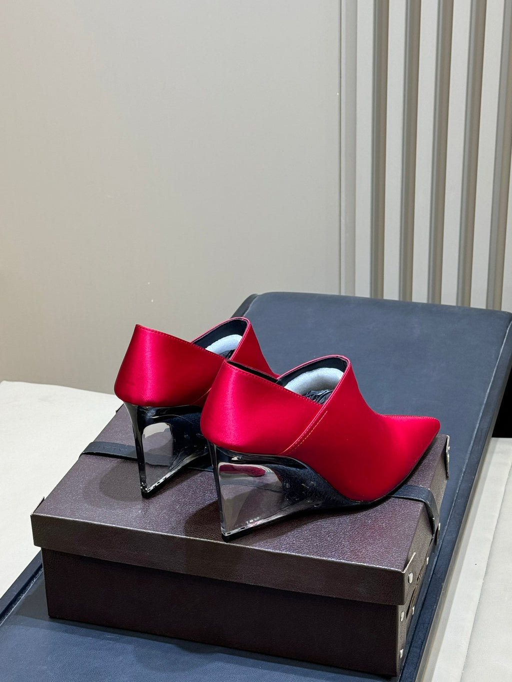 Alaia 26  Pointed-Toe High Heels 70 Red Genuine Leather 621723