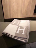 HM Blanket Beige White Wool Cashmere
