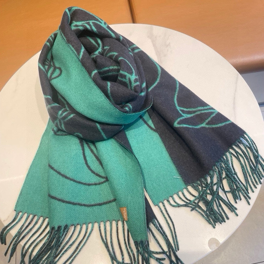 CASAQUE ENTRELACS EQUESTRES 190 CM SCARF IN PERSLAN GREEN CASHMERE