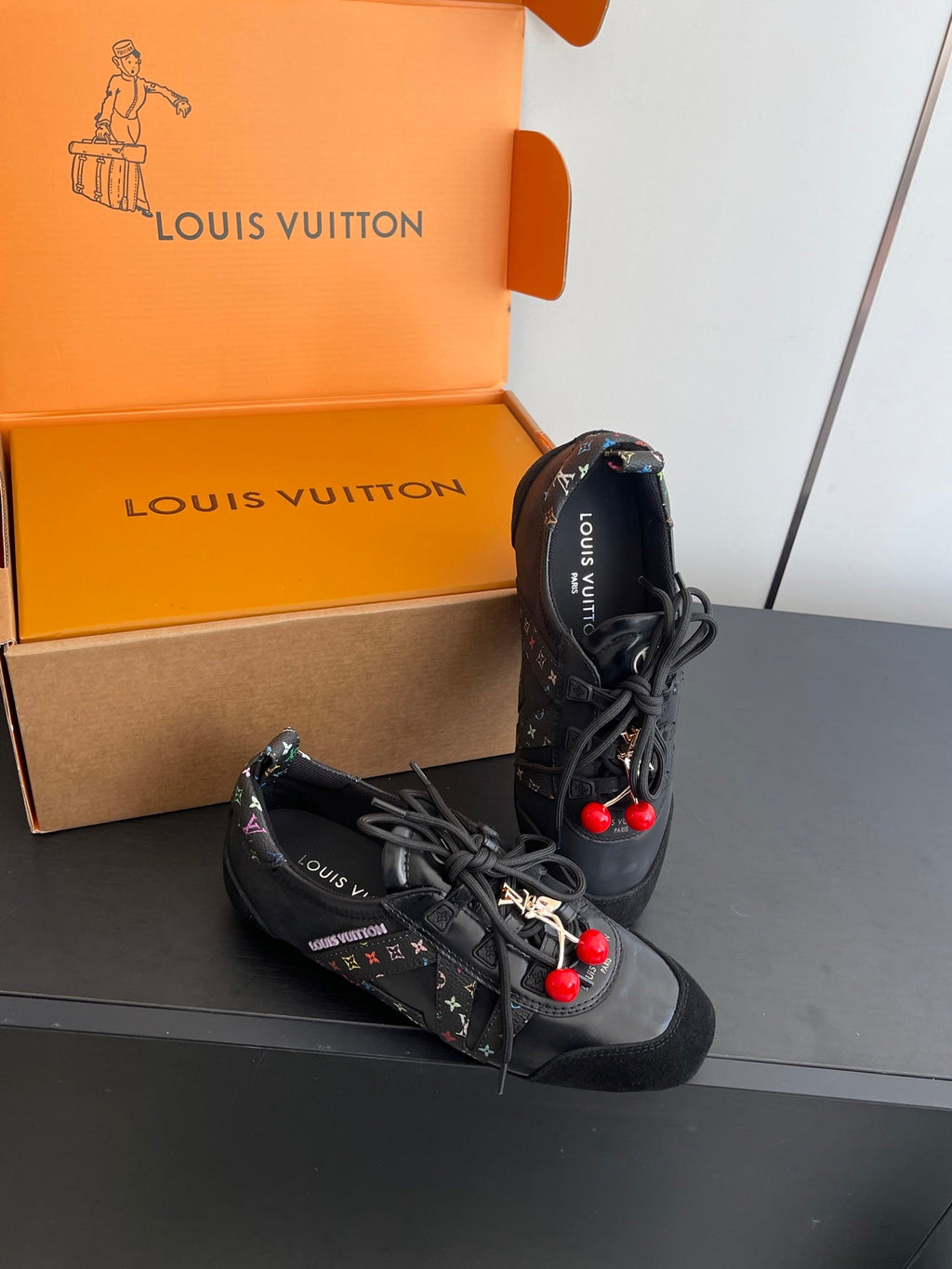 LV 26ss Ballet Sneakers Black Cowhide  Suede 631488
