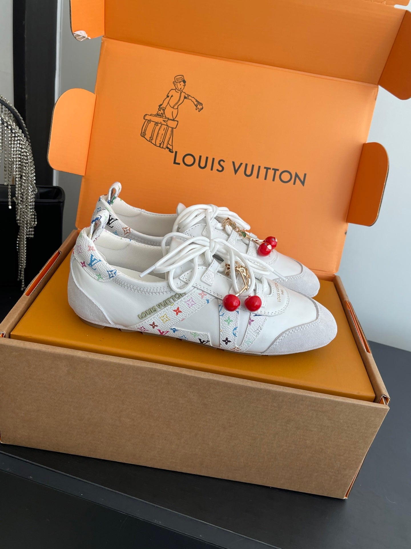 LV 26ss Ballet Sneakers White Light Gray Suede 631489