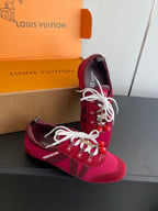 LV 26ss Ballet Sneakers Berry Red Suede 631490