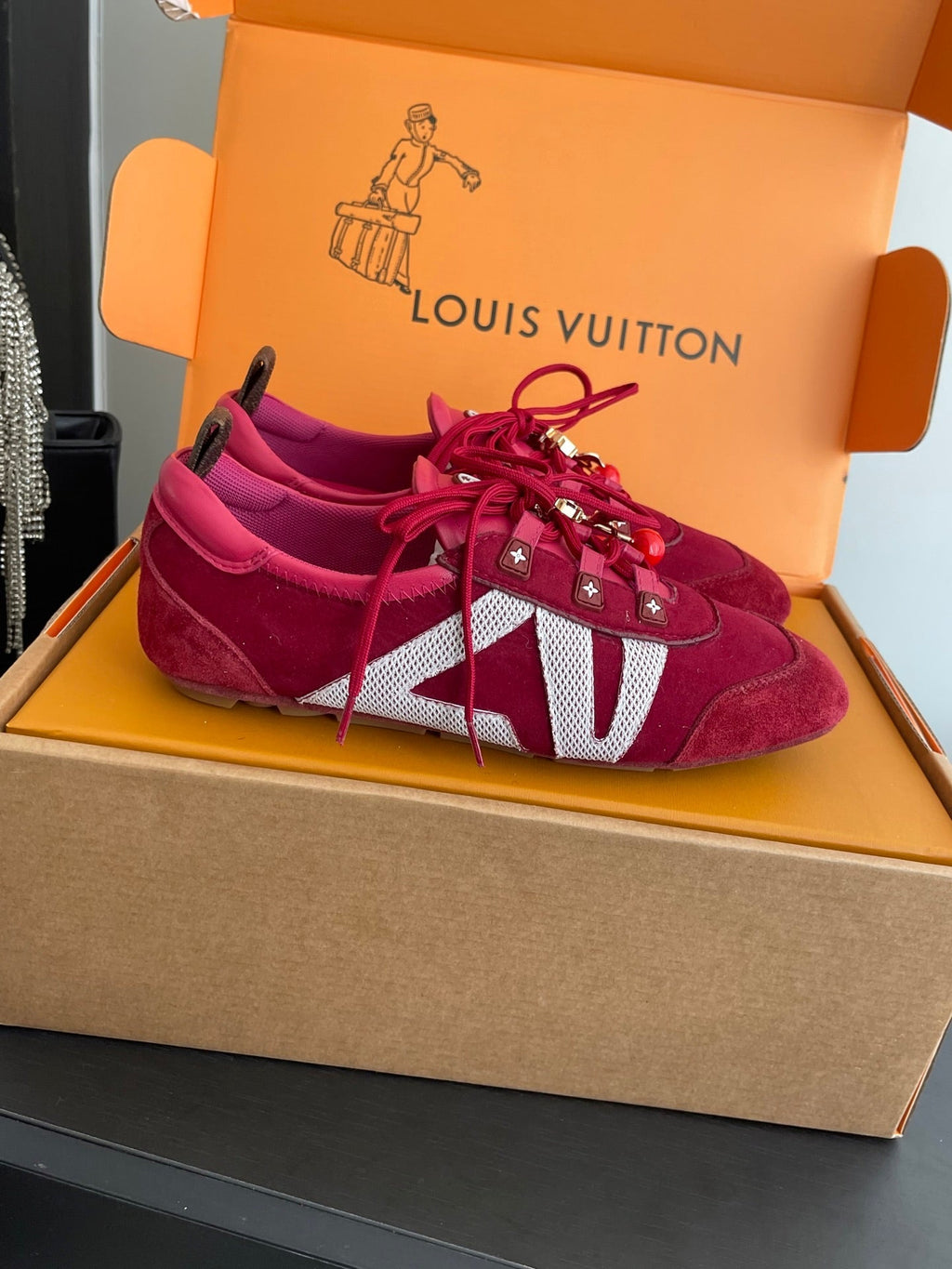 LV 26ss Ballet Sneakers Raspberry Red Velvet 631492
