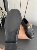 MIU 26 Casual Loafers Black Crocodile Embossed Calfskin 631625