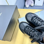 CC SNEAKER IN BLACK CALFSKIN AND SUEDE