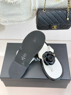 CC 26 Camellia Thong Sandal White mix Black Sheepskin 609997