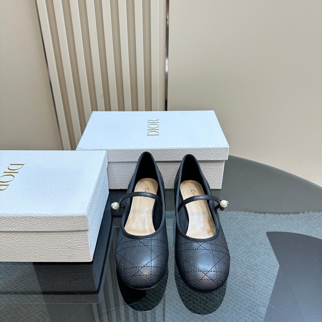 CD Ballet Pump Black Soft Cowhide