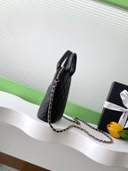 CC 25A Clutch With Chain 18cm Black Grained Calfskin