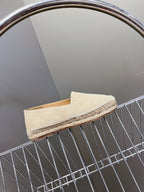 LOAFER IN OAT TAN SUEDE AND WOVEN RAFFIA